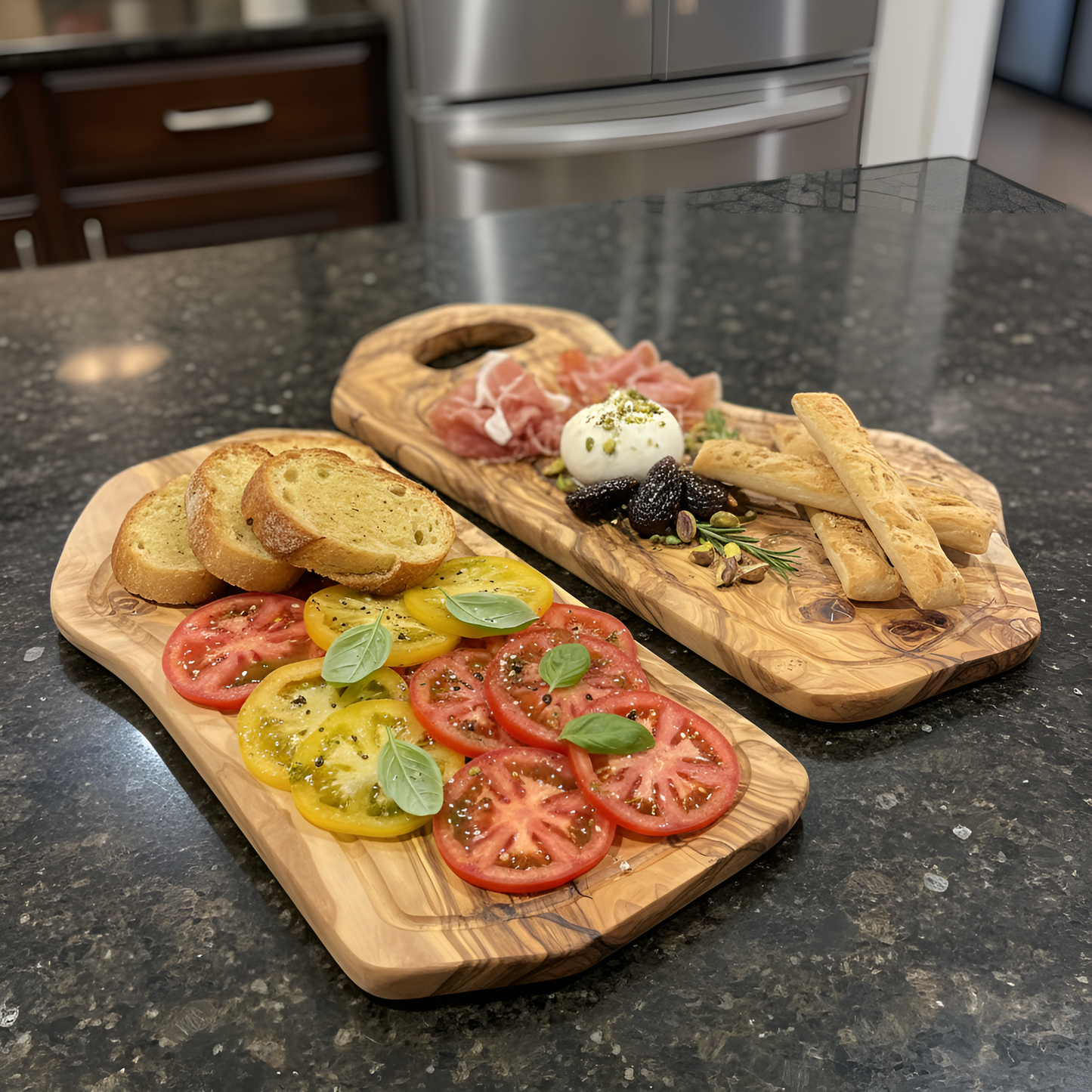 Lot Planches à découper avec encoche en bois d'olivier - 42/52 cm - Artisanale - Différente Taille