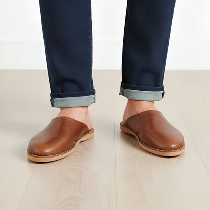Traditional comfortable and resistant leather slippers for men - Color Light Brown