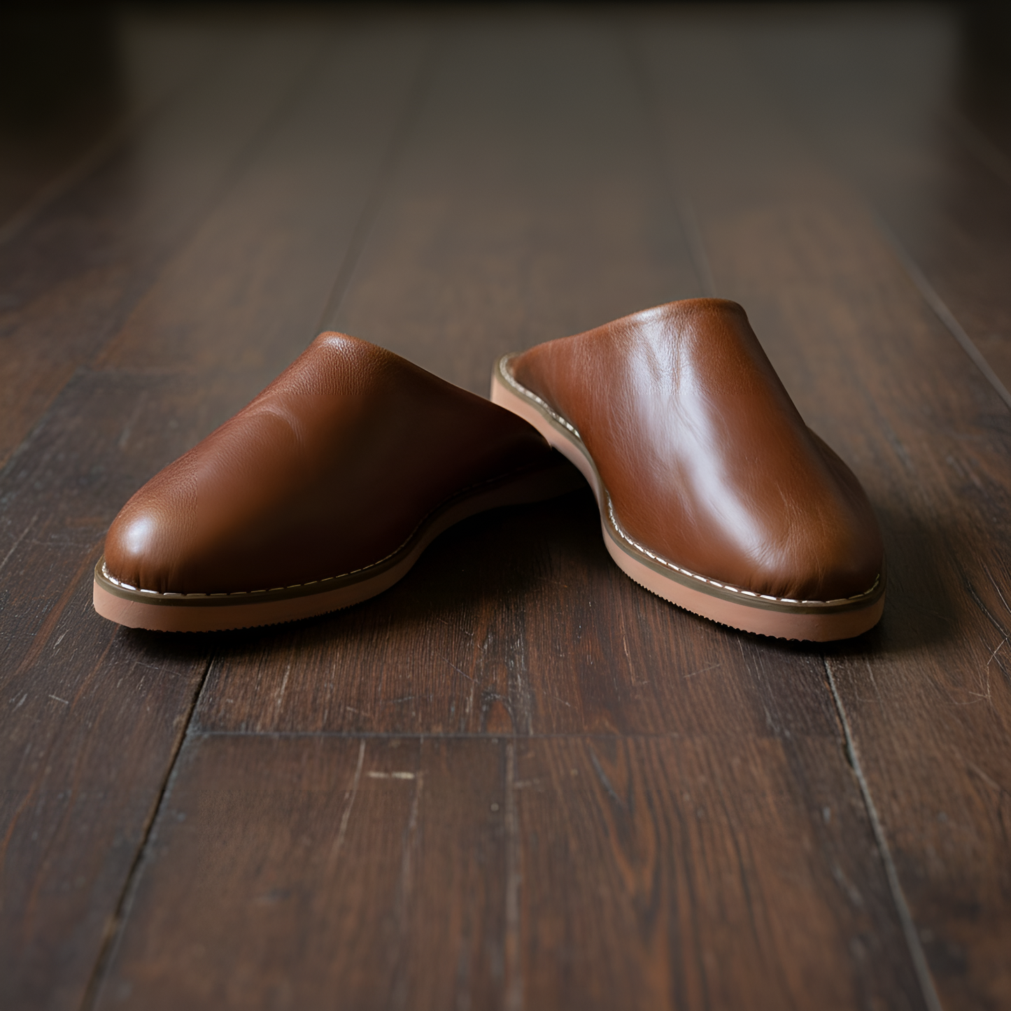 Babouche traditionnelle en cuir confortable et résistante pour femme – Coloris Marron Clair