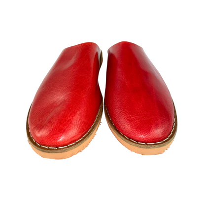 Traditional comfortable and resistant leather slippers for women - Color Red