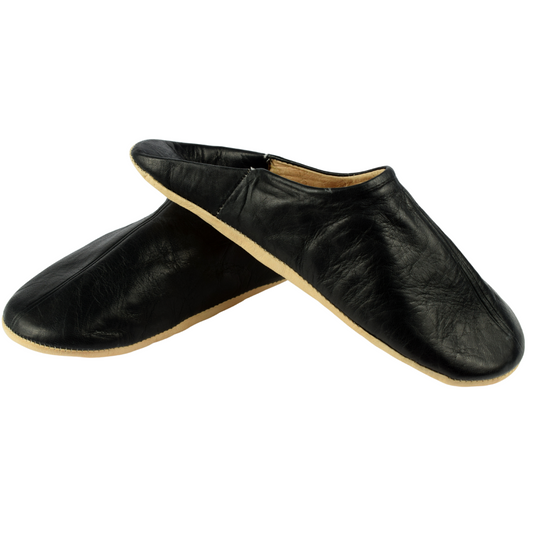 Comfortable traditional slippers in soft leather for men - Color Black